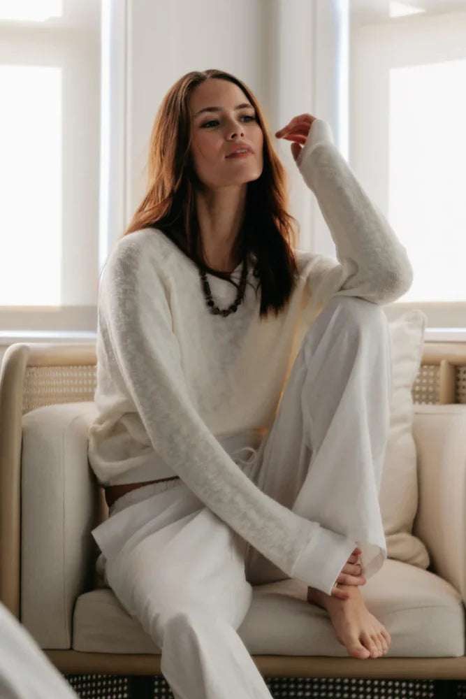 Perfect White Tee Aulani Sweater
