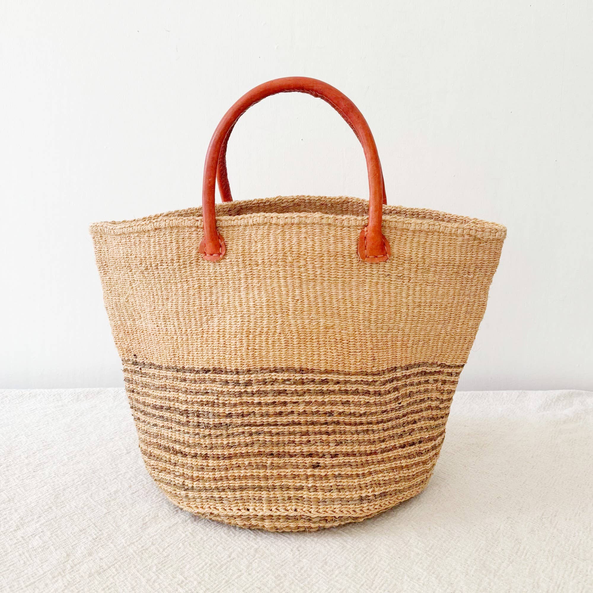 Amsha Kazi Tote Dune