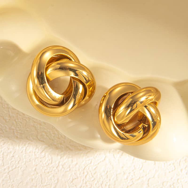 Sahira Arden Knotted Stud