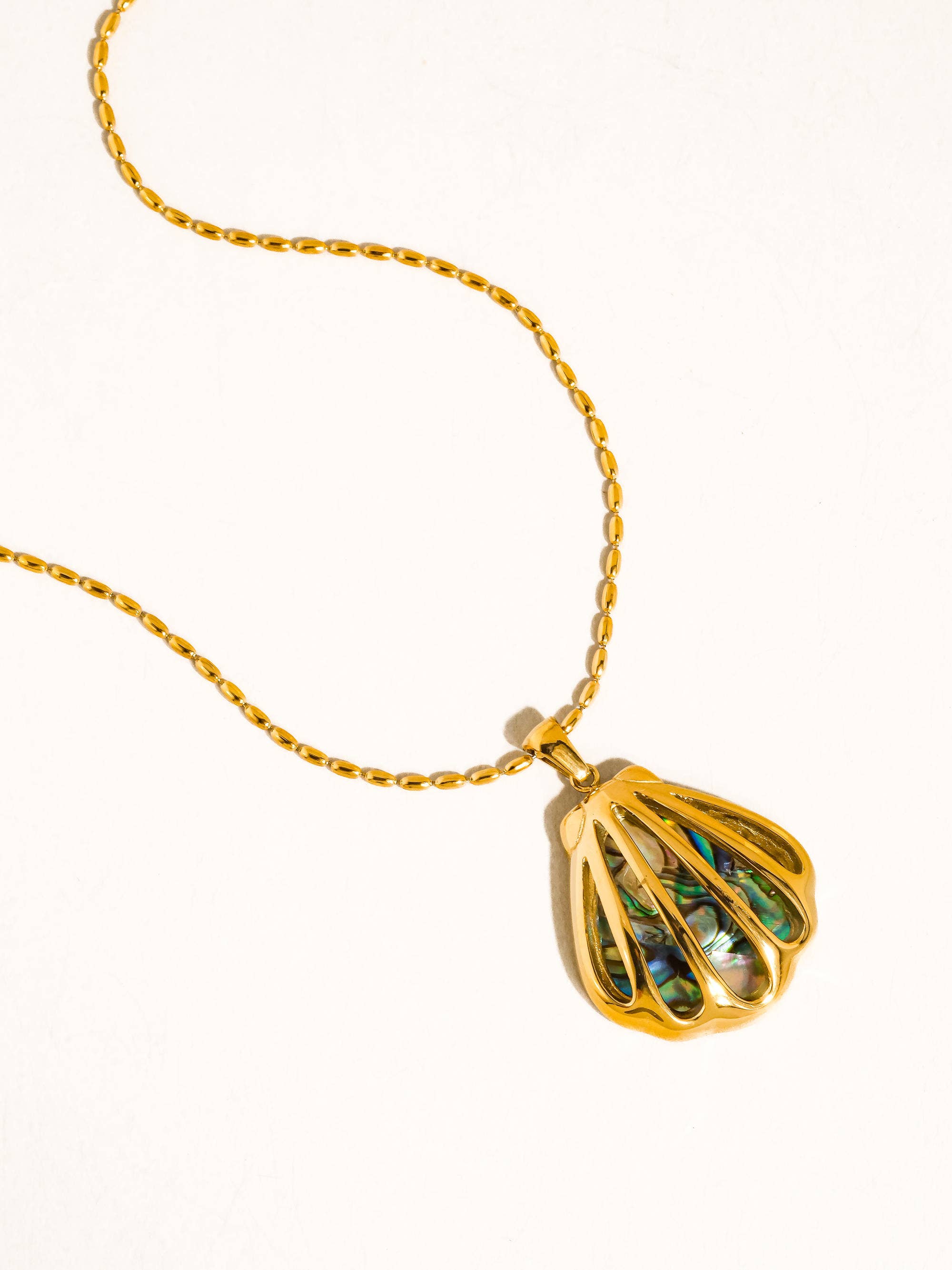 Flânerie Cydnee 18K Gold Non-Tarnish Abalone Shell Necklace