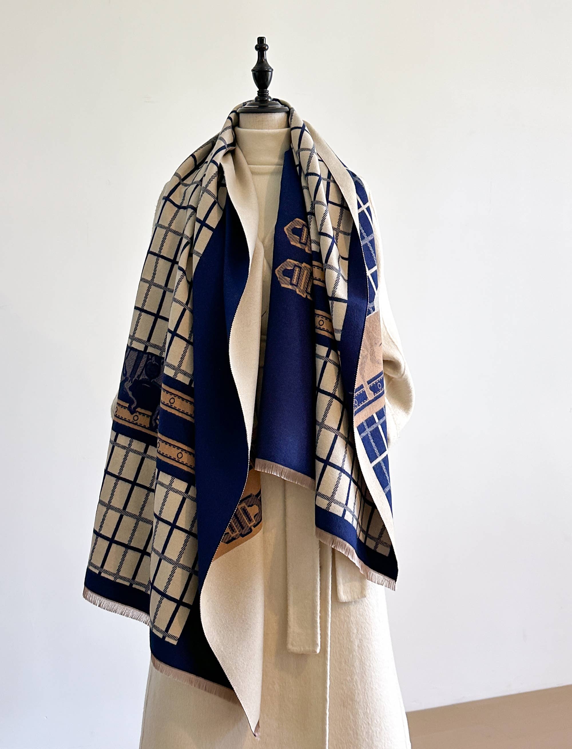 Winding River Navy / Pink Maverick Reversible Wrap