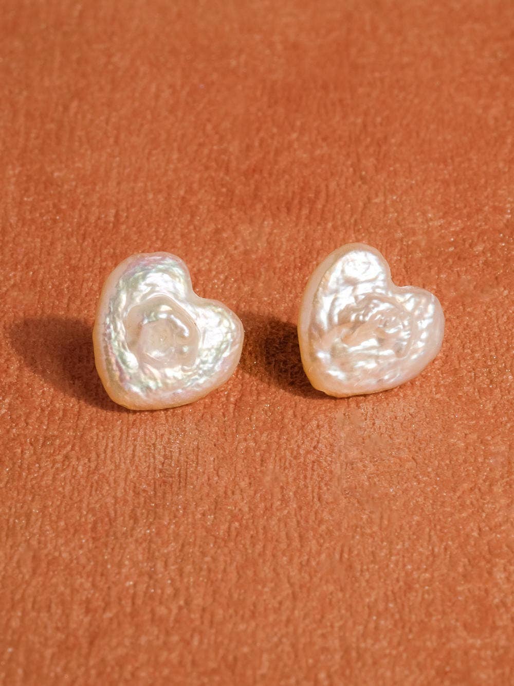 Flanerie Haydée 18K Gold Freshwater Pearl Heart Stud