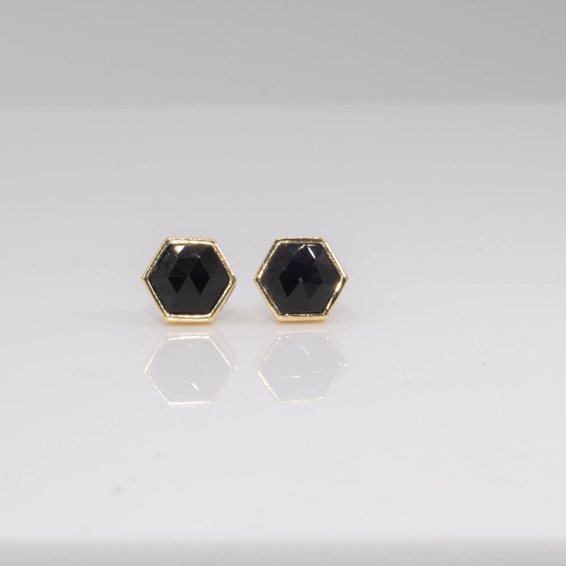 Leslie Francesca Hexagon Gemlet studs