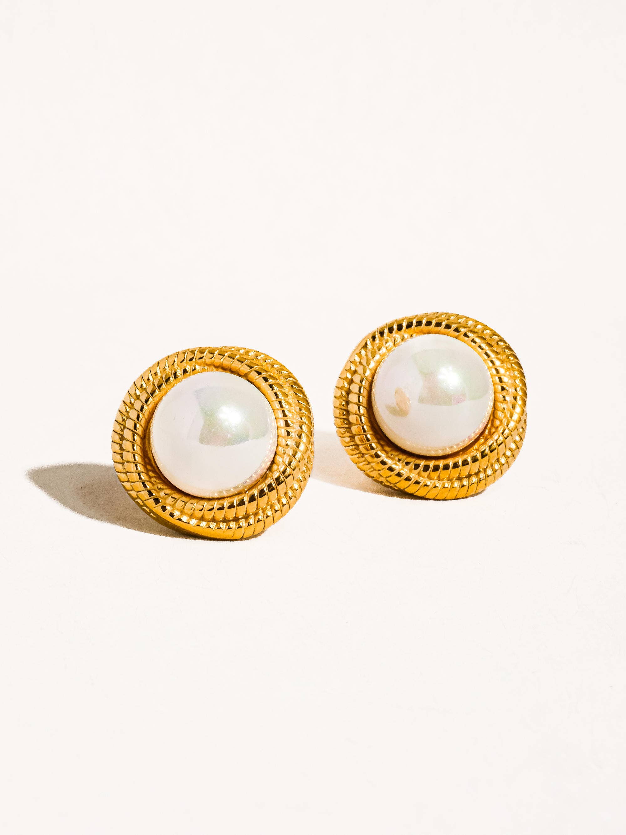 Flanerie Foire 18K Gold Non-Tarnish Pearl Studs