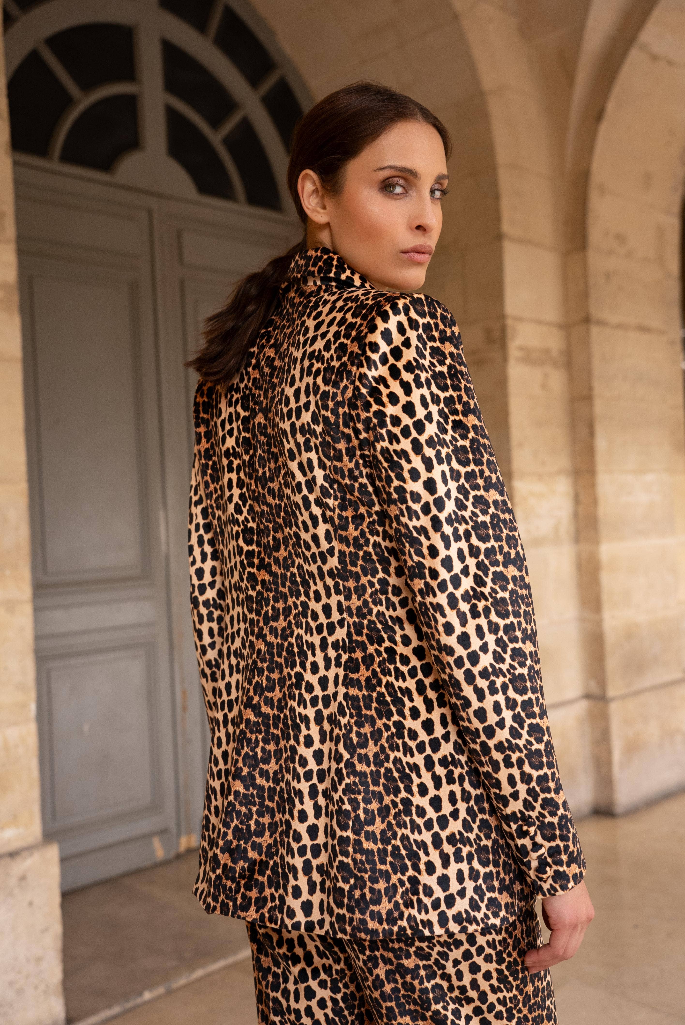 European Collection Fitted Leopard Velvet Jacket