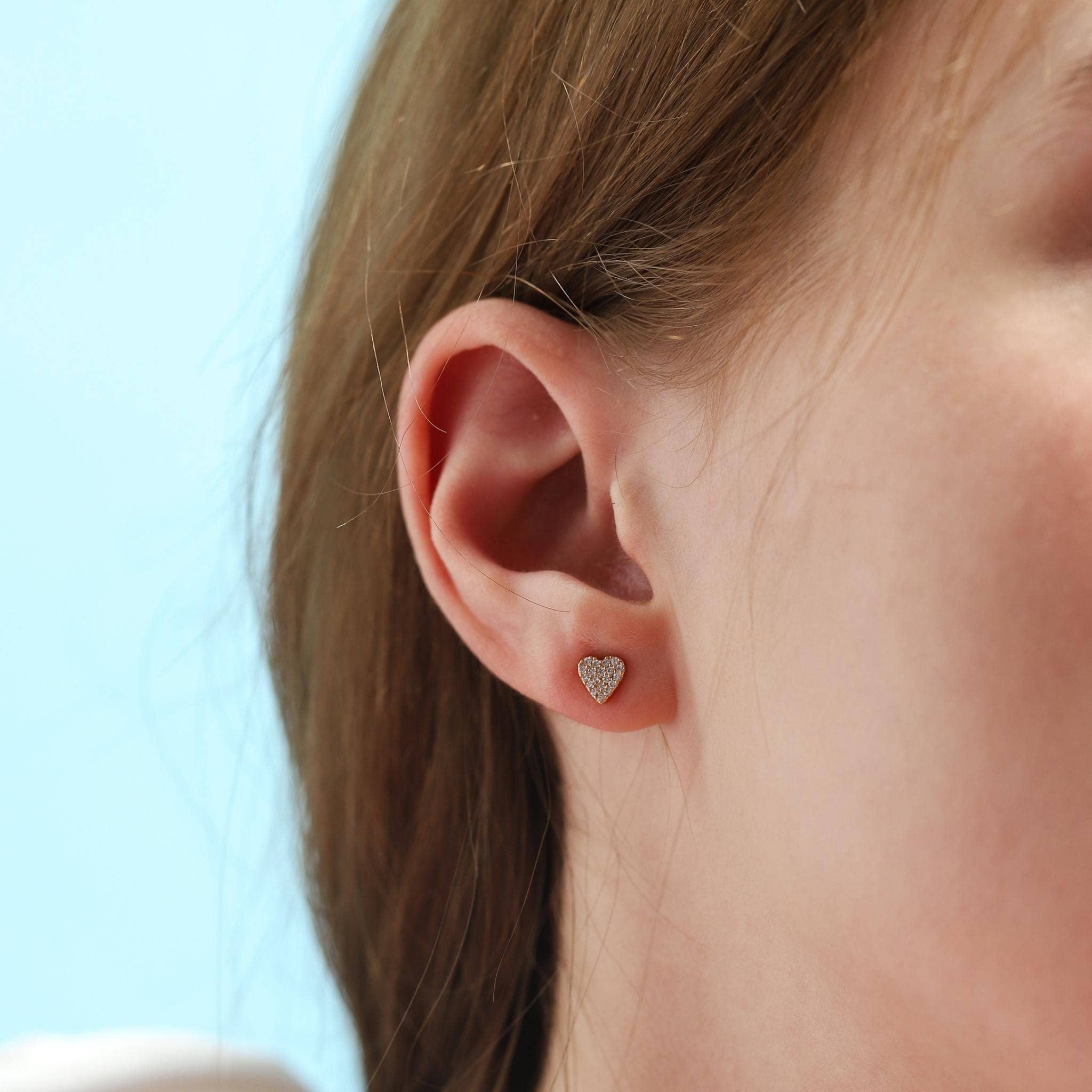Tai Jewelry Gold Button Earring Studs with CZ Star Accents TE-3322