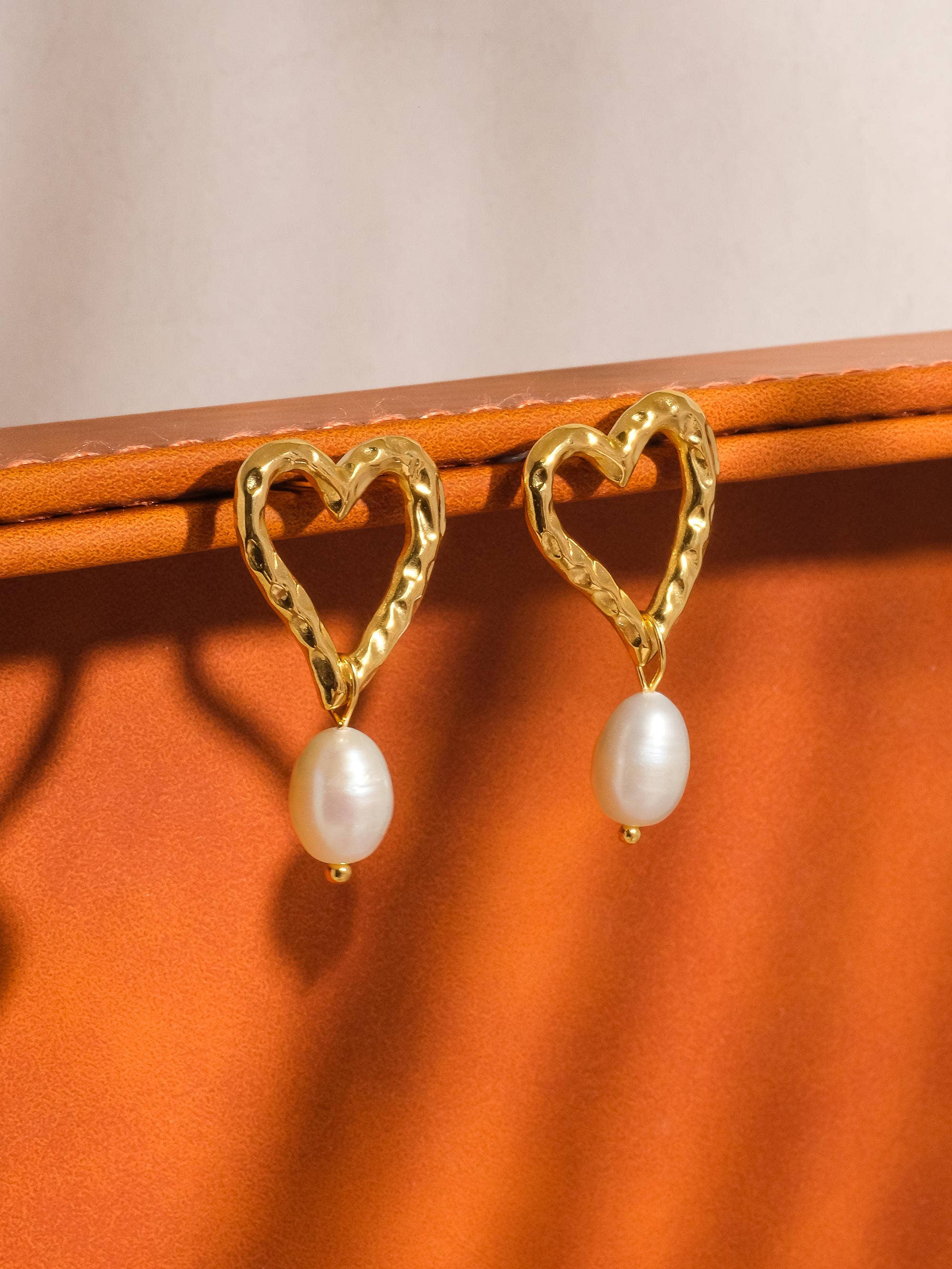 Flanerie Laura 18K Non-Tarnish Classic Heart Pearl Earring