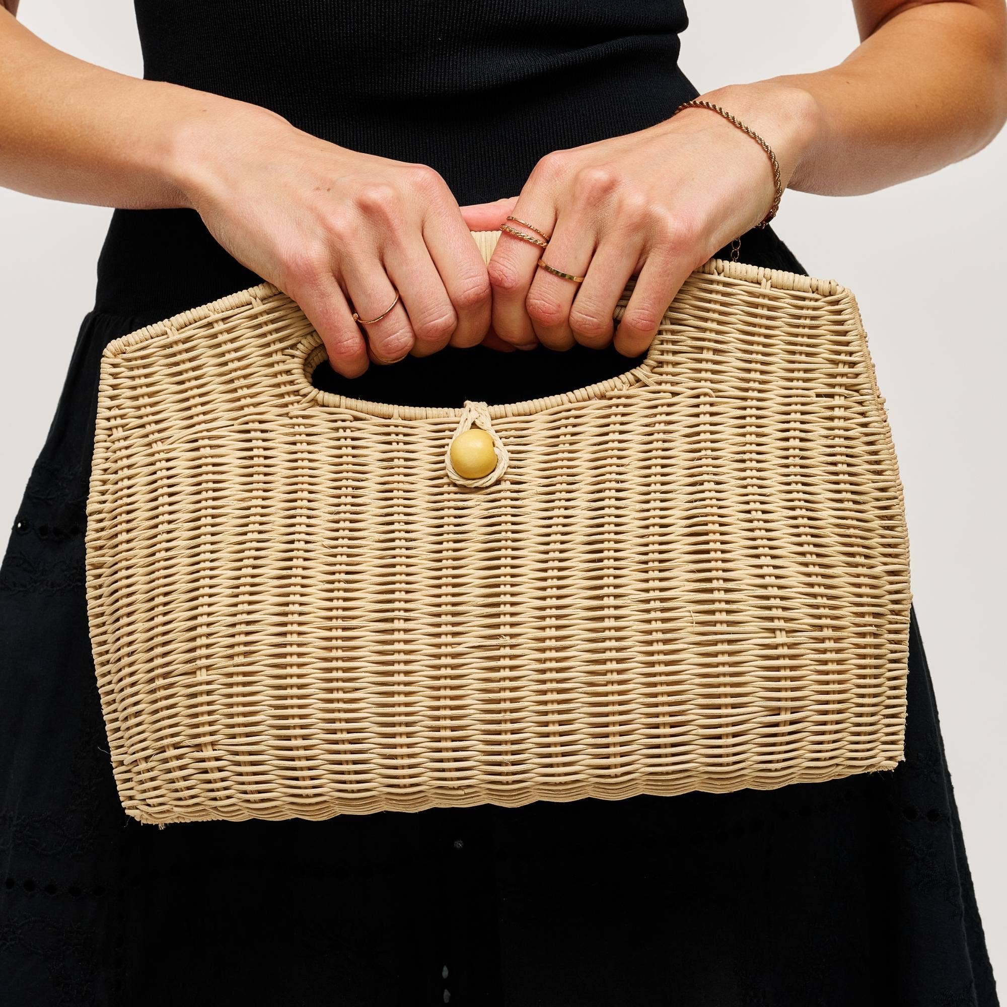 Urban Expressions Riley Clutch