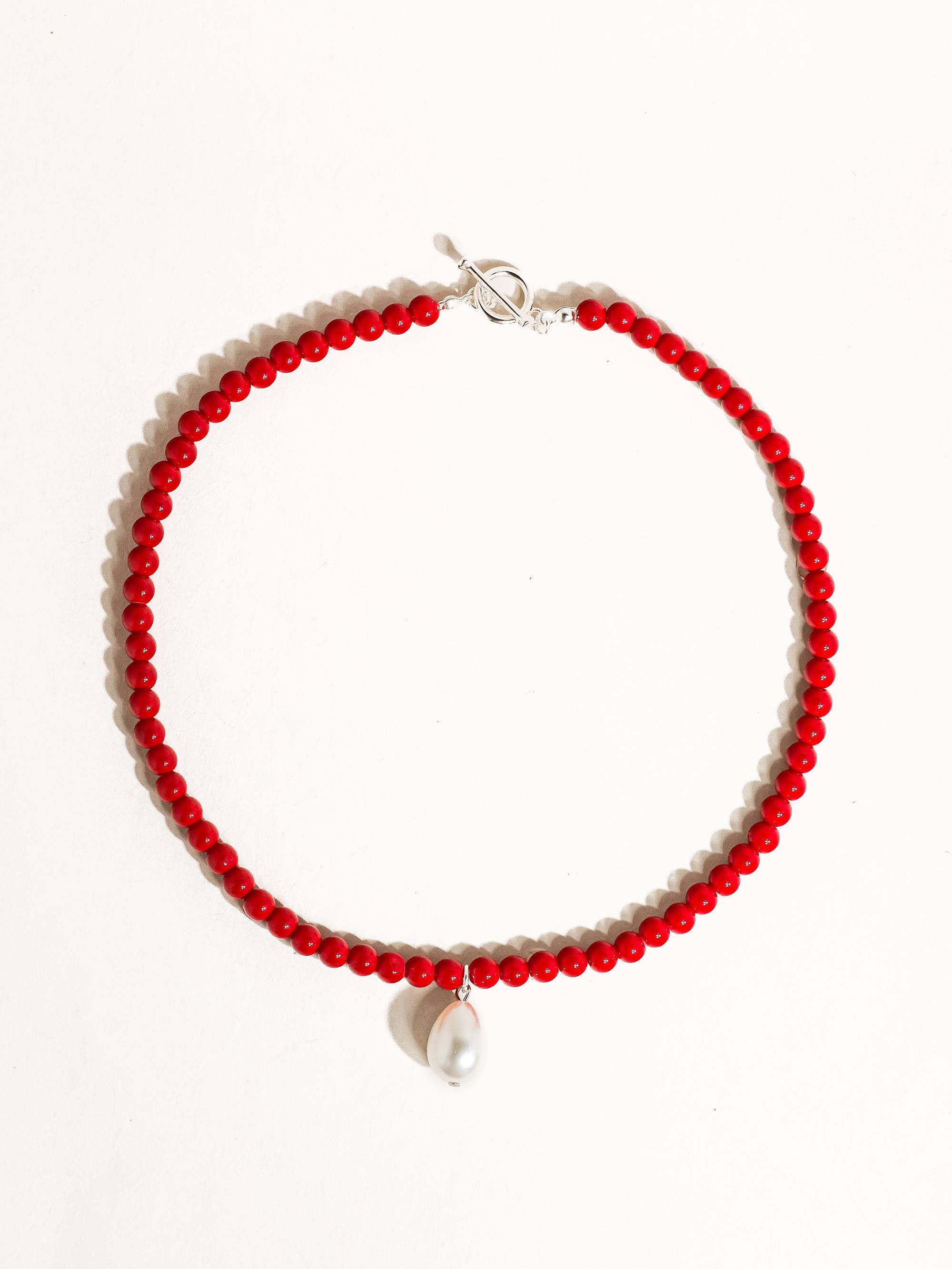 Flanerie Joyeux Handmade Red Beaded Pearl Necklace