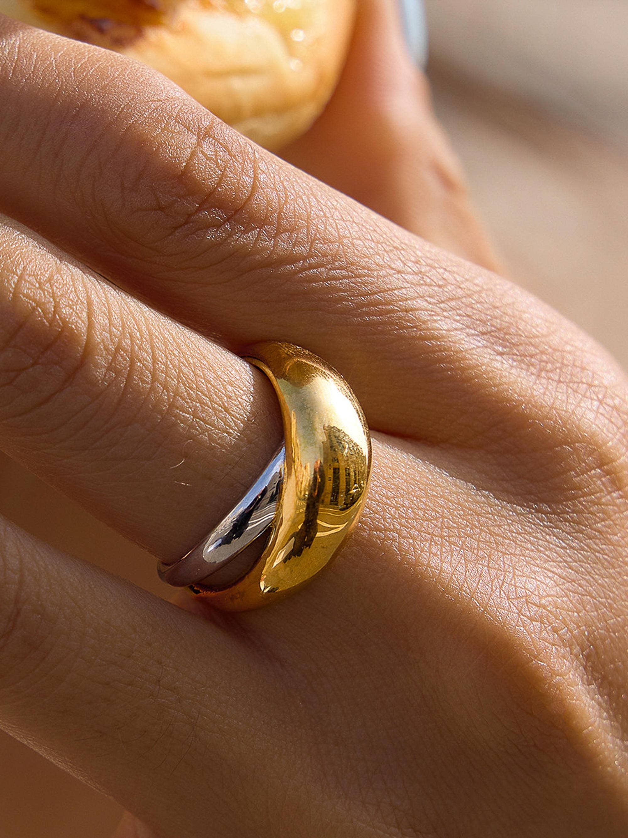 Flânerie Almare 18K Gold Non-Tarnish Two Tone Dome Band Ring