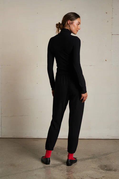 Perfect White Tee Mare Brushed Sweater Jersey Jogger