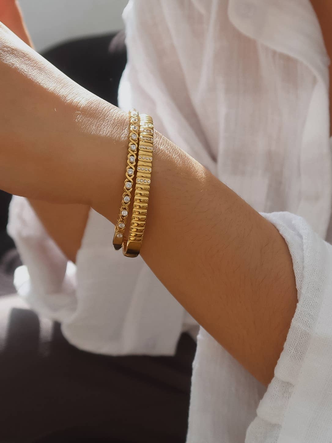 Flânerie Monelle 18K Gold Non-Tarnish CZ Bangle Bracelet