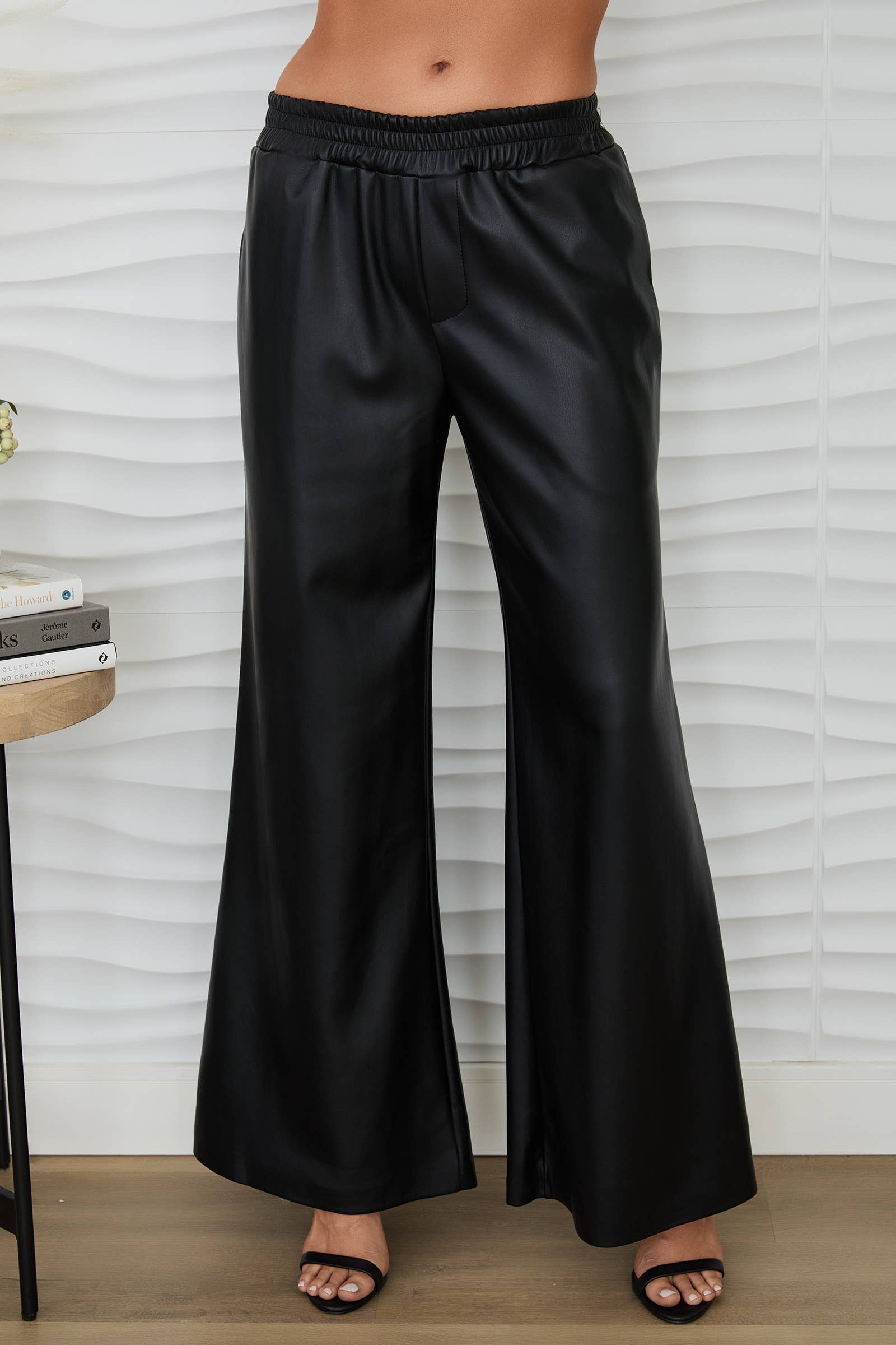 Milio Milano Vegan Leather Elastic Waist Wide Leg Pant 77114