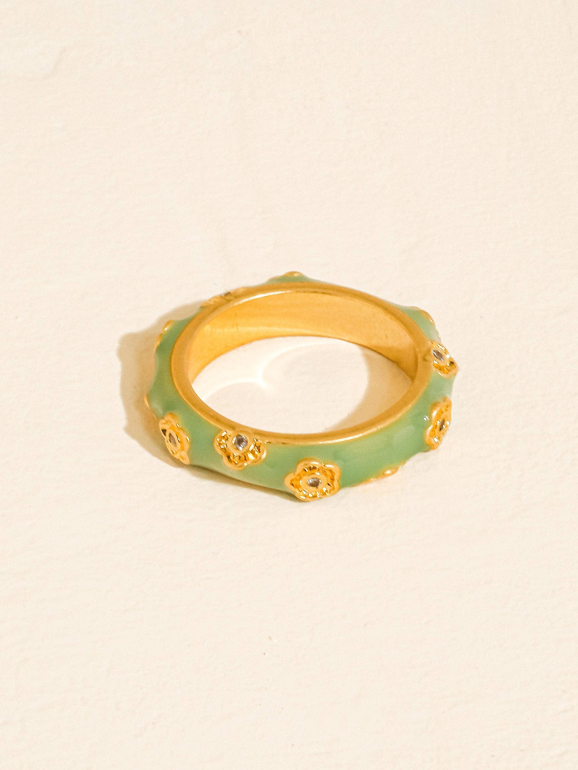 Flânerie Esma 18K Gold Vintage Floral Enamel Band Ring