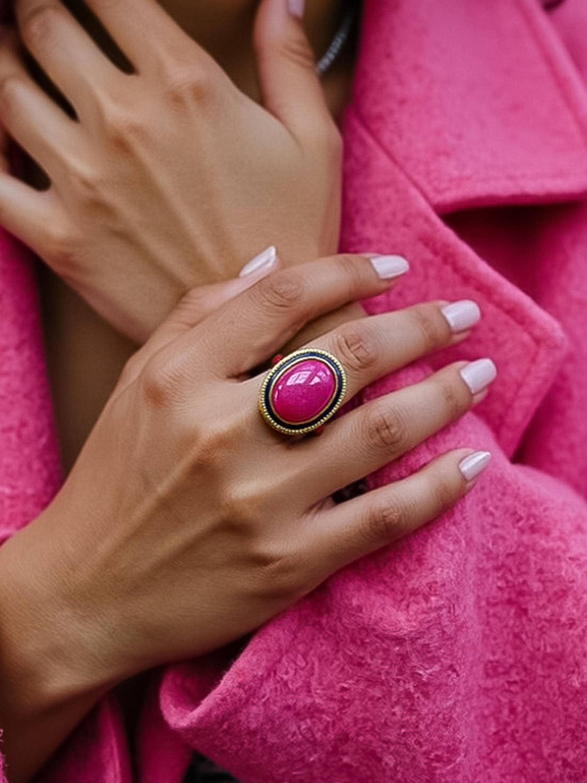 Flânerie Merveille 18K Gold Vintage Cabochon Statement Ring