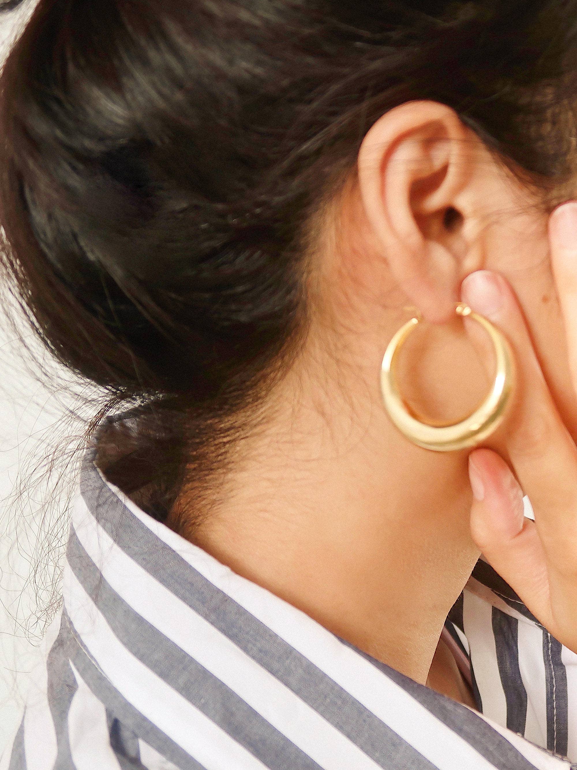 Flânerie Galene Classic Large Hoop Earring