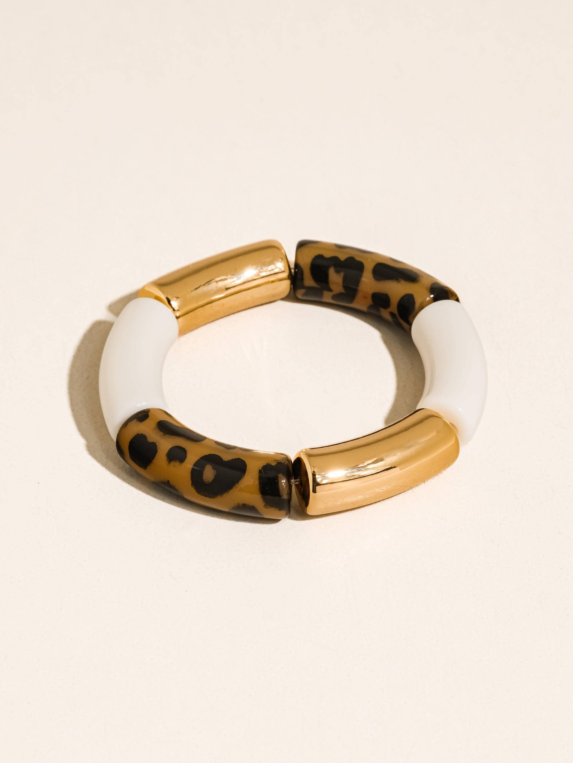 Flânerie Aira 18K Gold Non-Tarnish Chunky Leopard Resin Bangle Set
