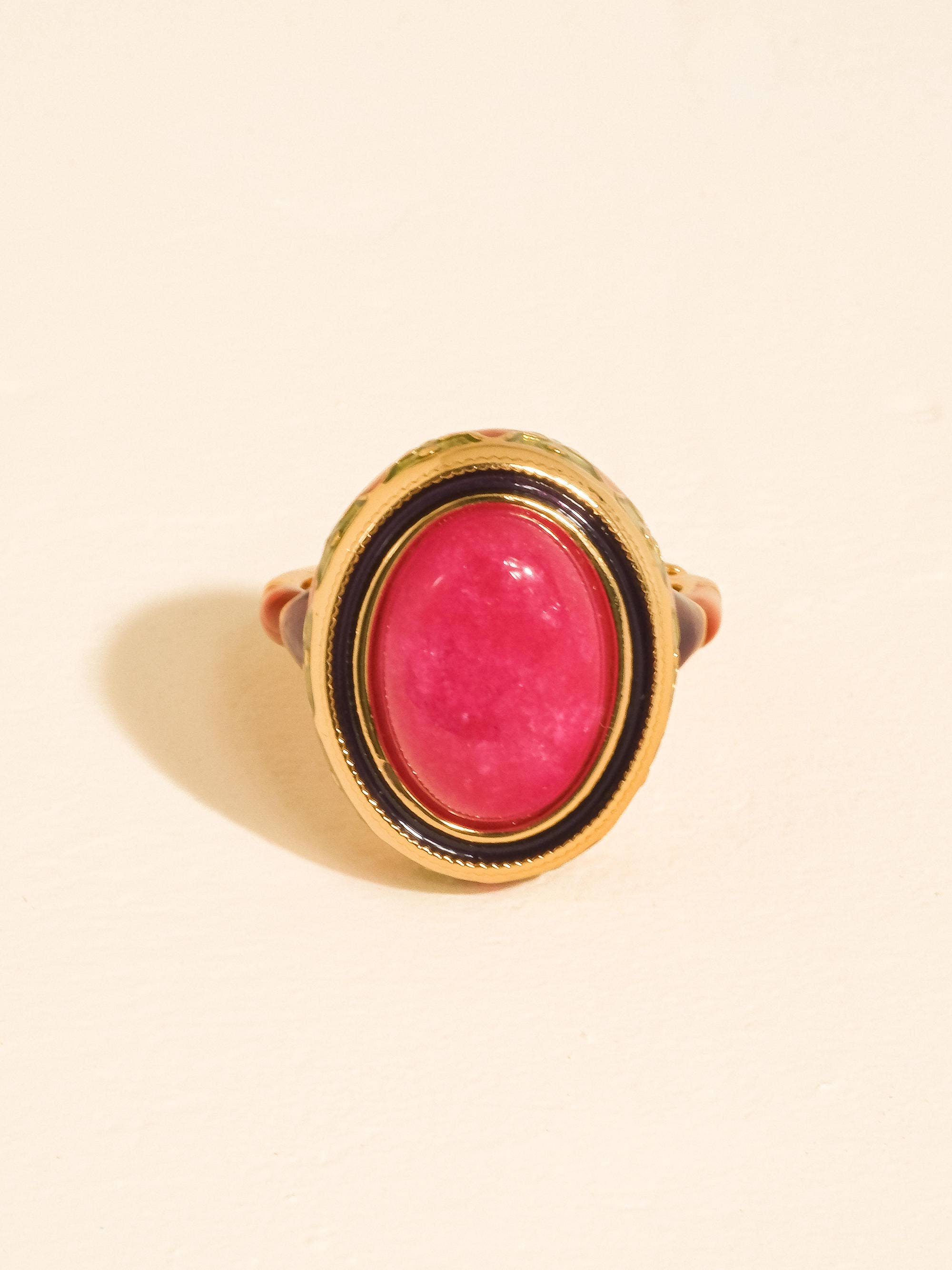 Flânerie Merveille 18K Gold Vintage Cabochon Statement Ring