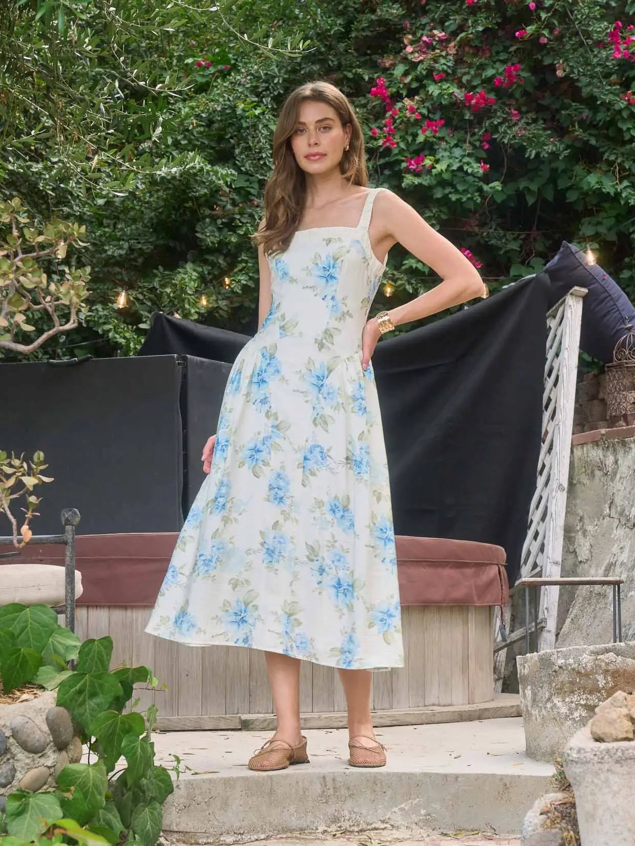 Moon River Sleeveless Corset Detail Midi Dress MR9694