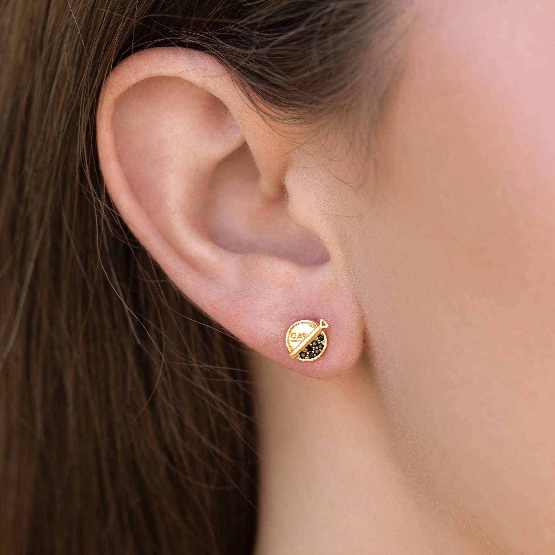 Girls Crew Premium Caviar Studs