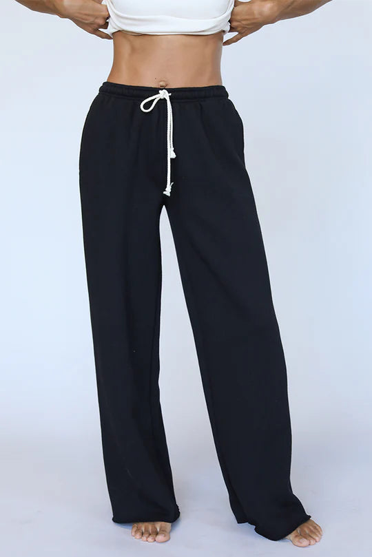 Perfect White Tee Hailey Structured Wide Leg Fleece Pant Black