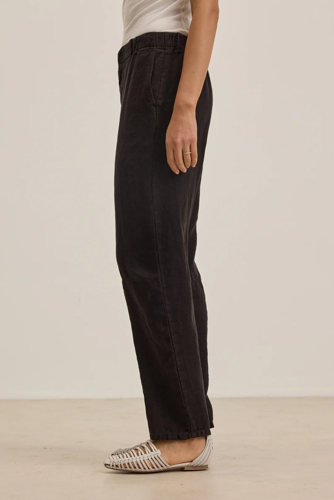 Velvet Taylor Darted Knee Pant