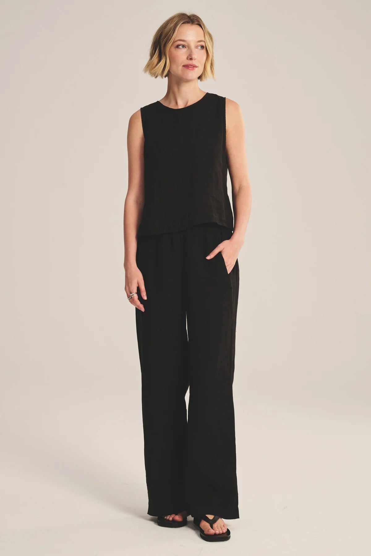 Velvet Lola Linen Pants