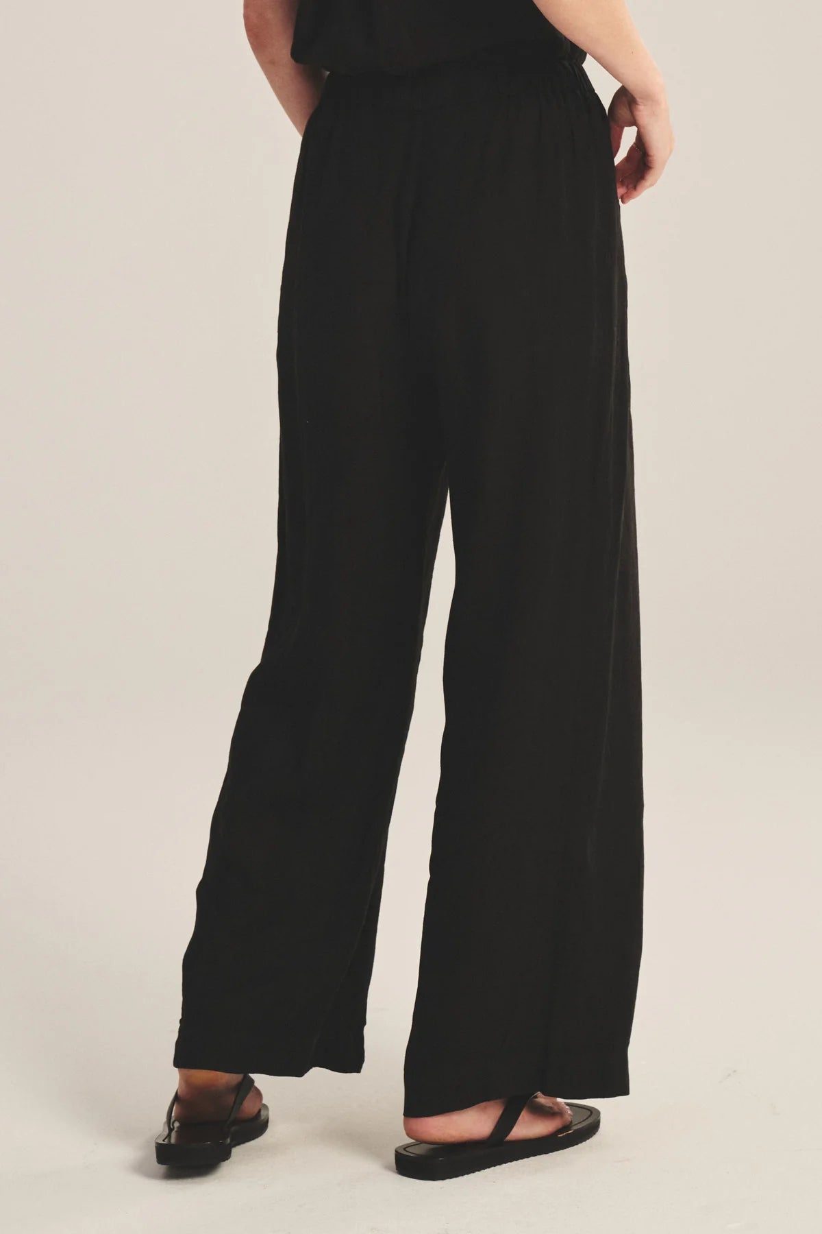 Velvet Lola Linen Pants