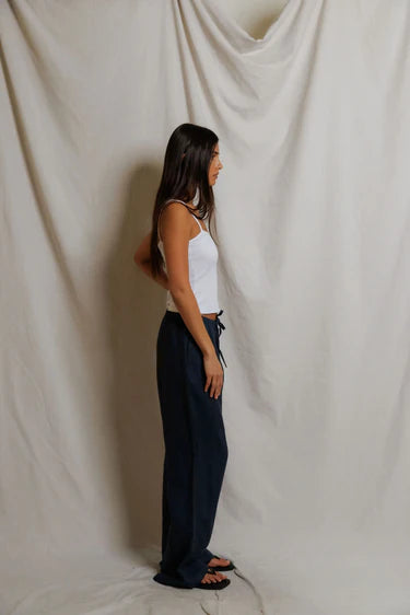 Perfect White Tee Lorana Linen Drawstring Pants