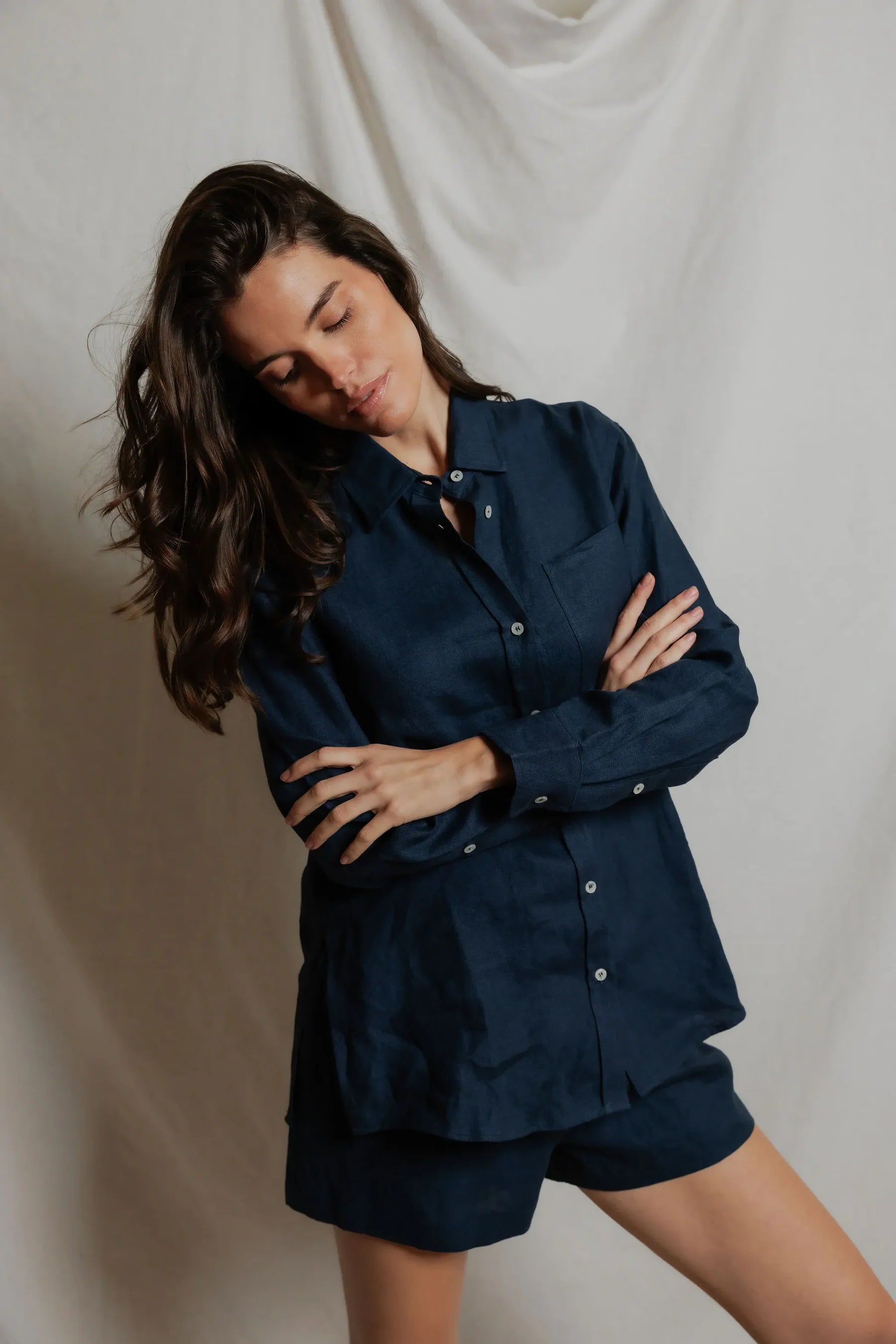 Perfect White Tee Lorelai Linen Oversized Button-Down Tee