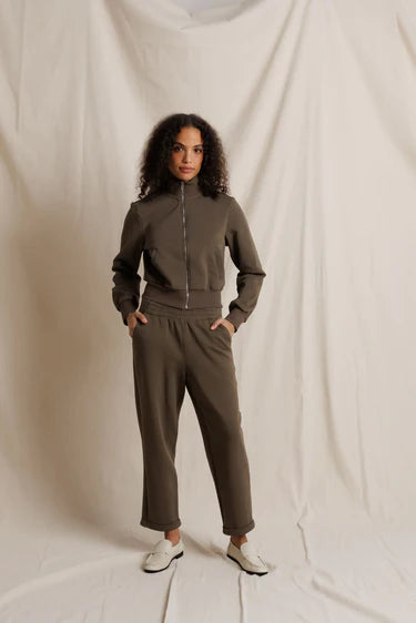 Perfect White Tee Milana Sweatshirt
