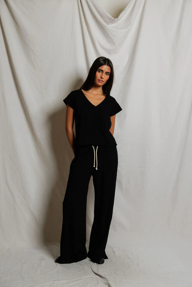 Perfect White Tee Shakira Full Length Pant