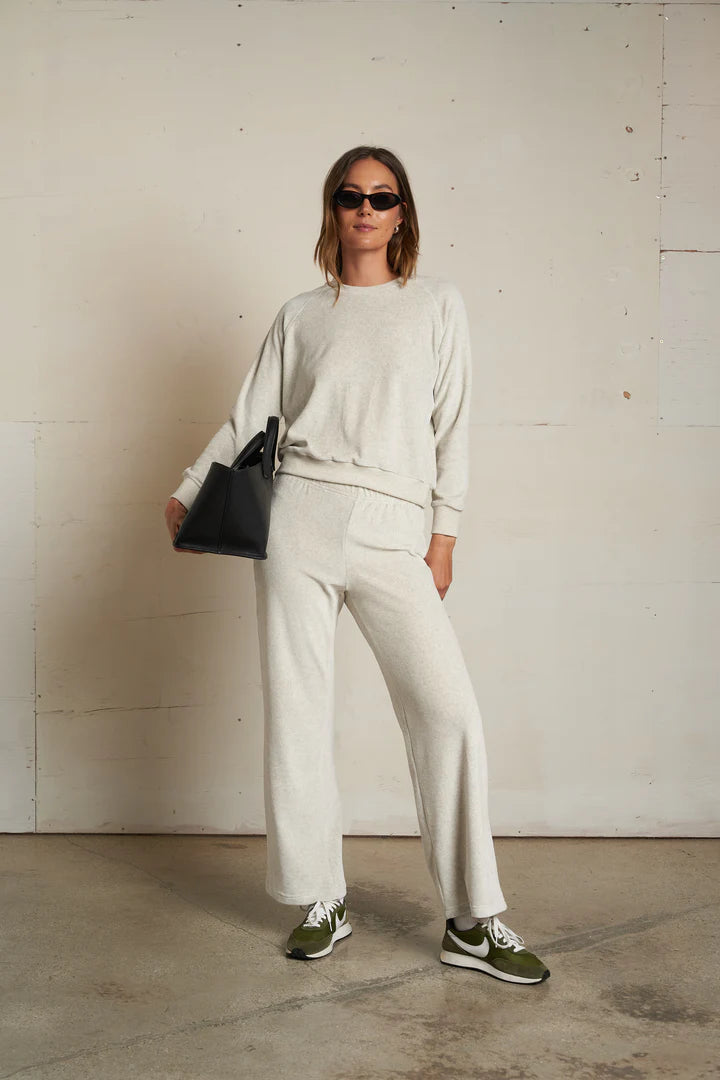 Perfect White Tee Alex Velour Pull On Sweatpant