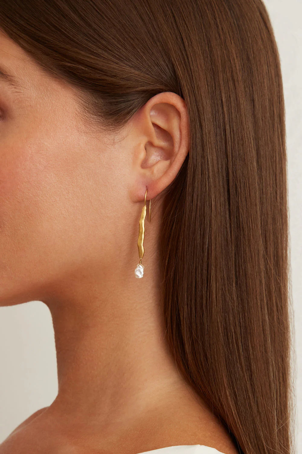 Chan Luu Gold Wave Pearl Drop Earring EG-5484