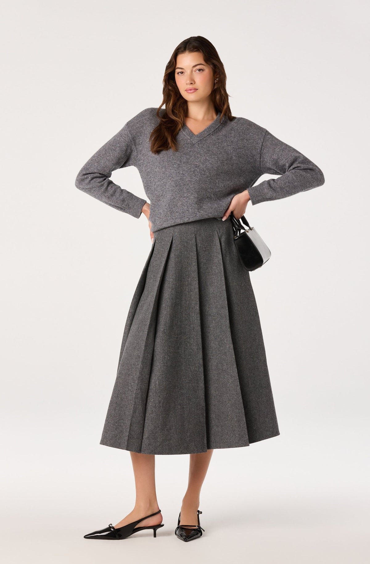ASTR Kelsie Pleated Midi Skirt Charcoal