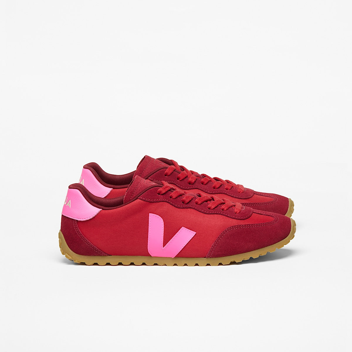 Veja GT Nolyn Pepper Sari lateral view