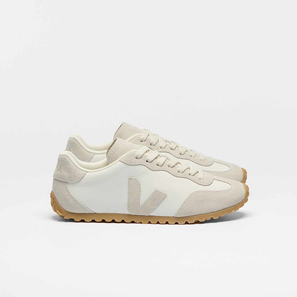 Veja GT Leather White Natural lateral view