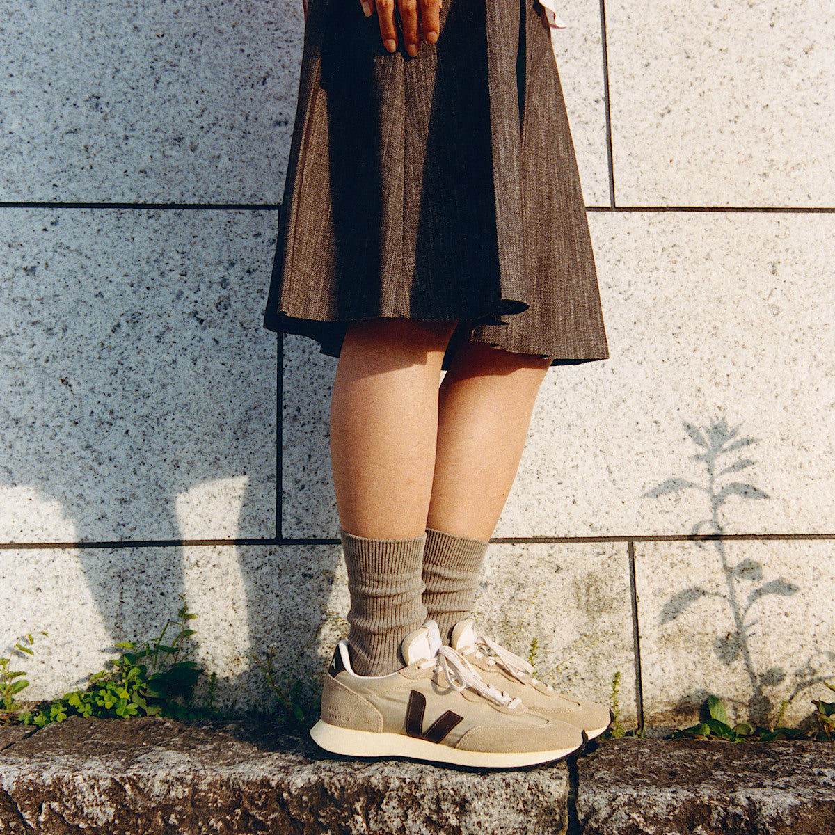 Veja Rio Branco II Light Nylon Almond Sahara Eagle detail view