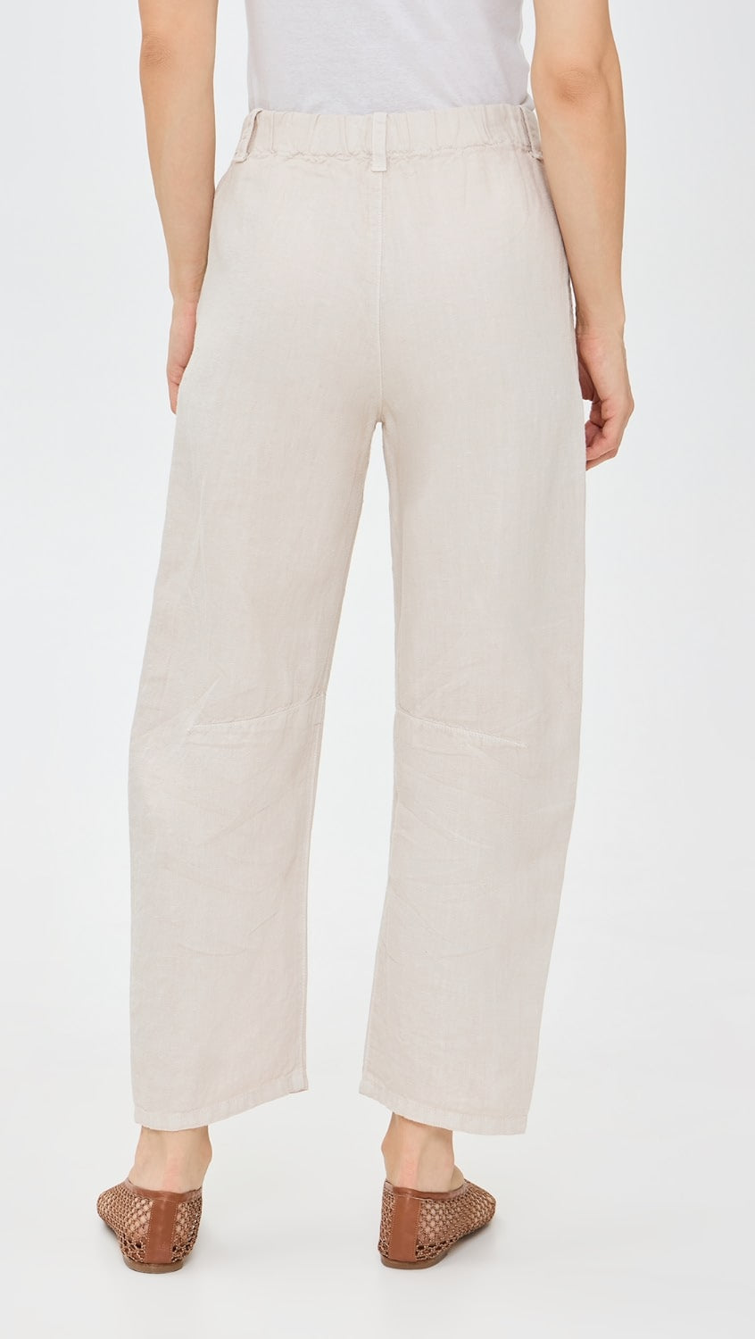 Velvet Taylor Darted Knee Pant